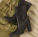 Studs of Jewel